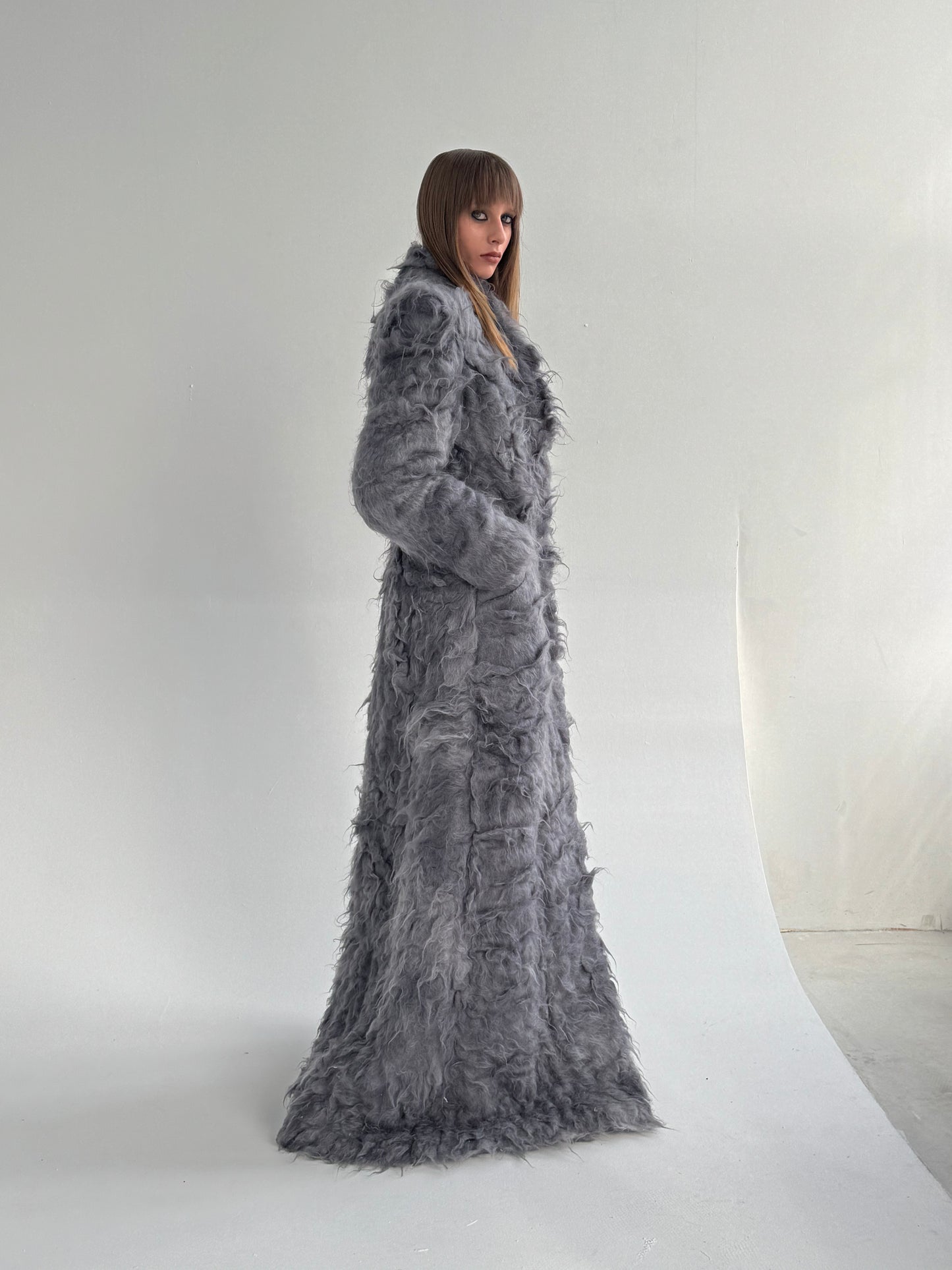 Meeko Fluffy long Coat