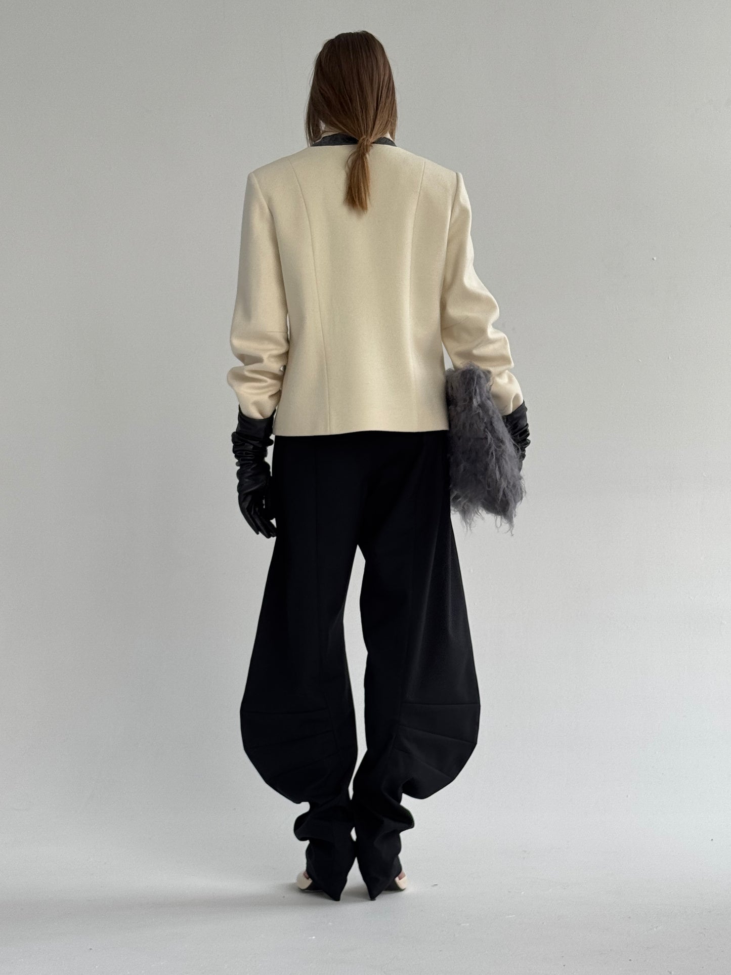 Raised-collar white woollen jacket