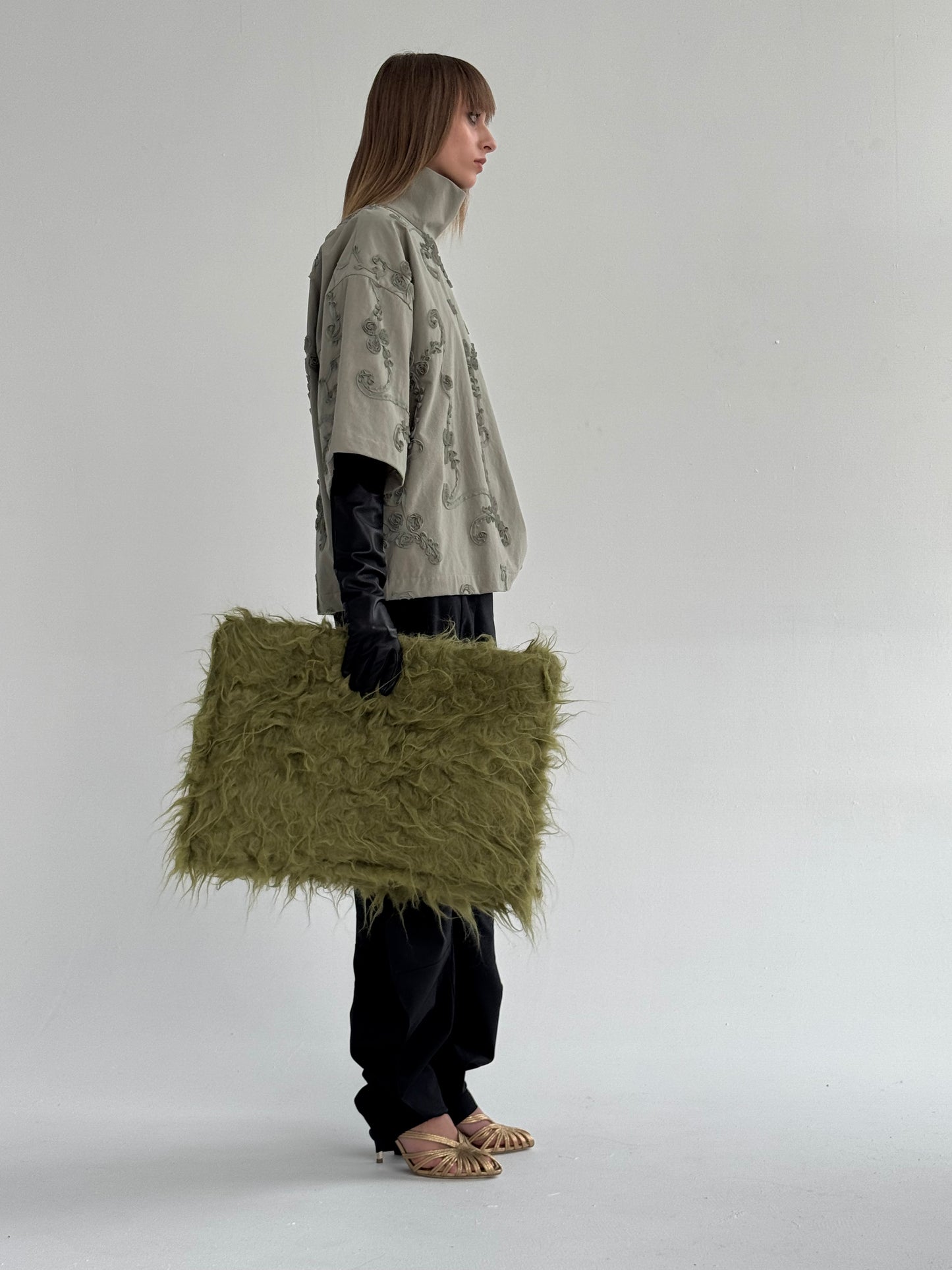 Fluffy Clutch in green
