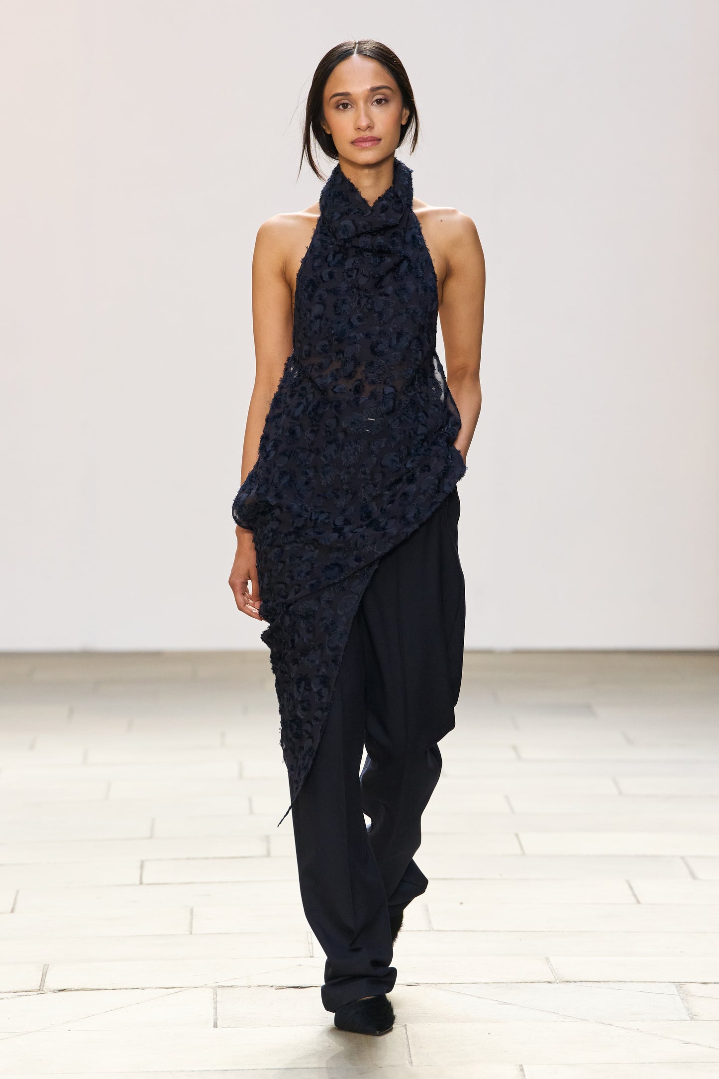Turtleneck longside top with open back in birdy dark blue