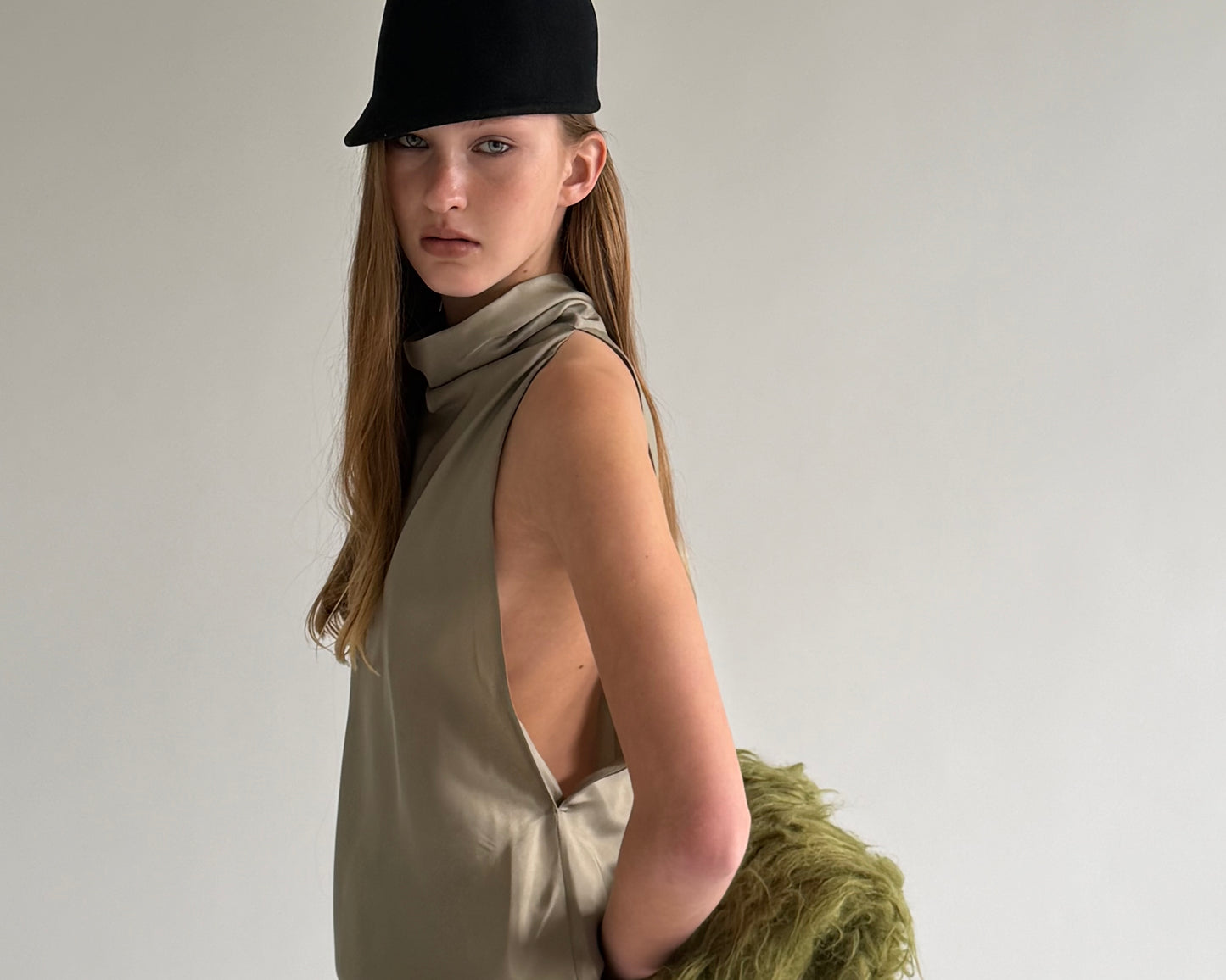 Turtleneck green top with two layers