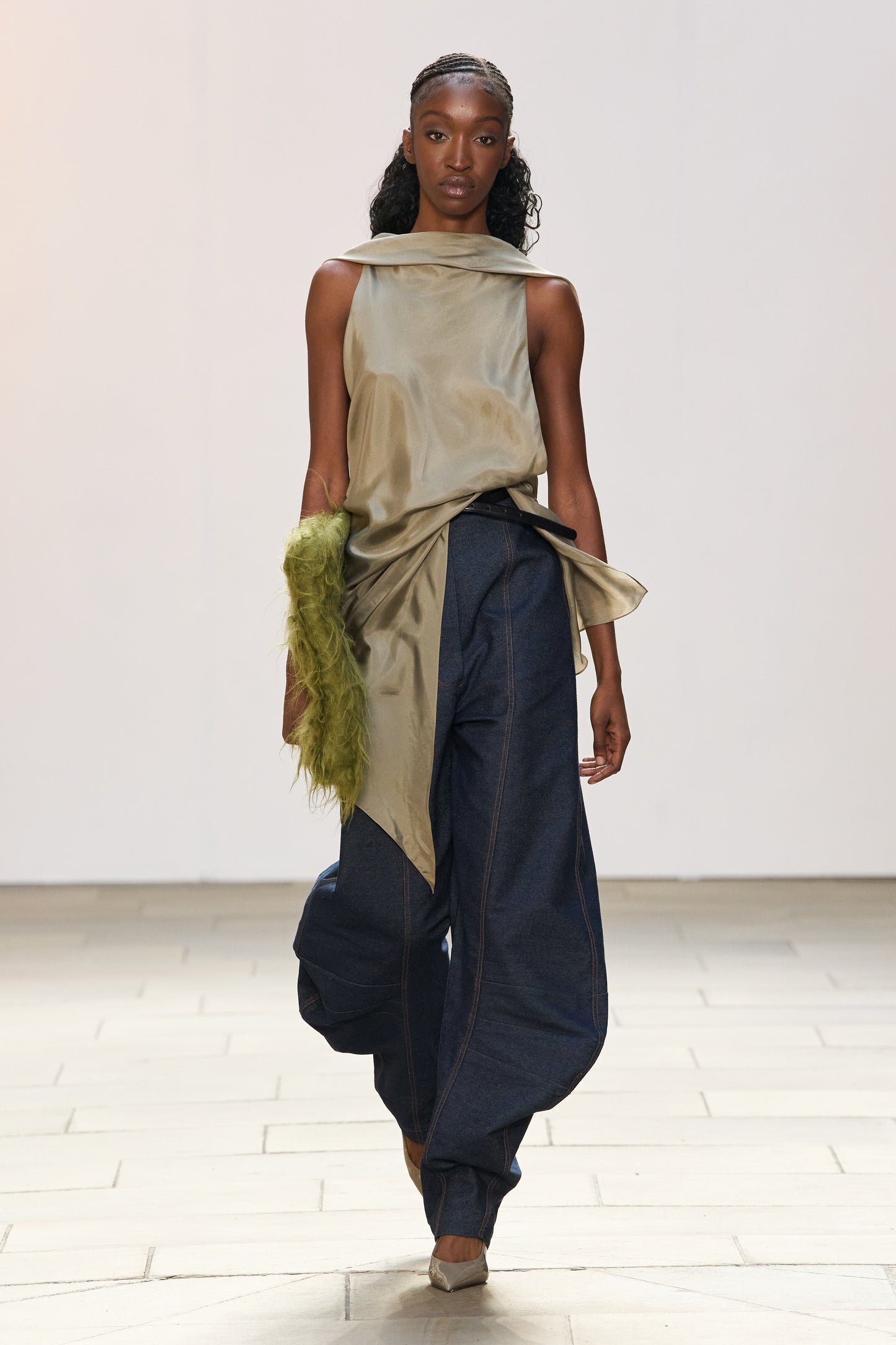 Turtleneck green top with two layers